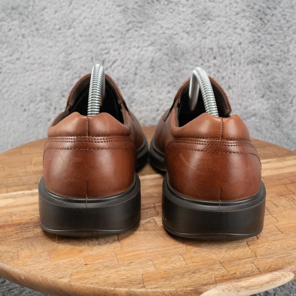 Ecco Helsinki 2 Loafers Men's Size 8 / 8.5 EU 42 Brown Leather Slip On Fluidform